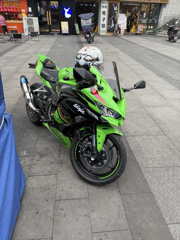 二手川崎ZX-4R