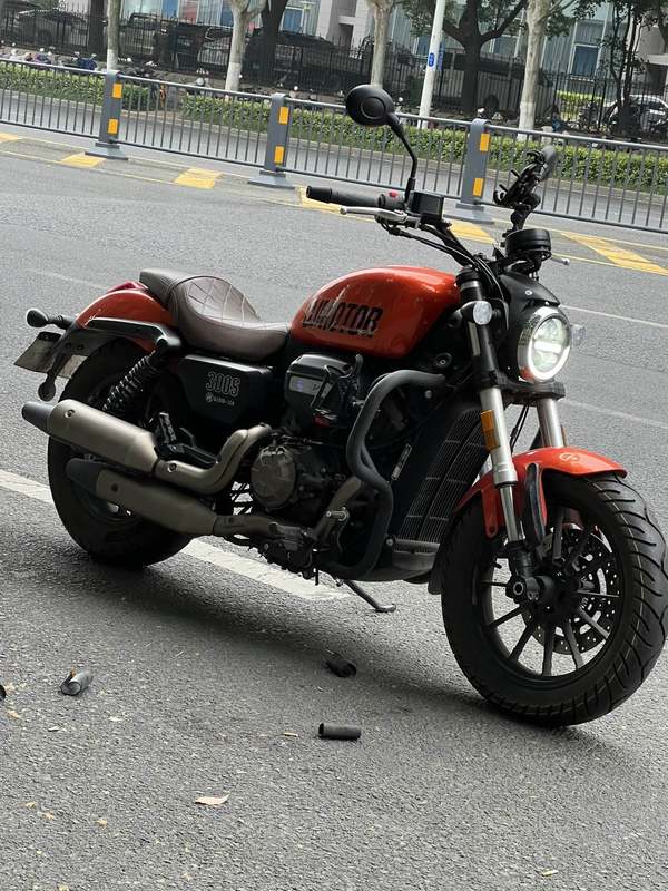 二手QJMOTOR闪300