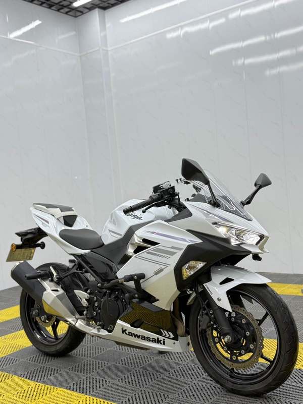 二手川崎Ninja 400