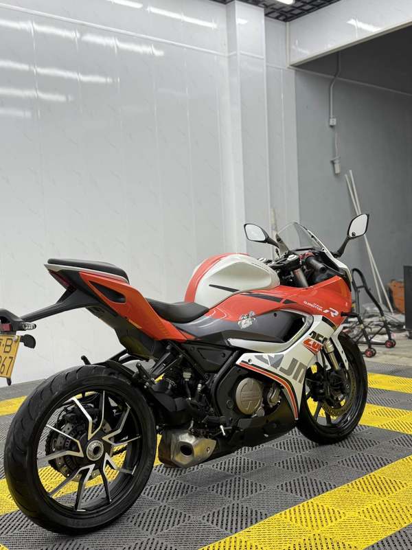 二手QJMOTOR赛250