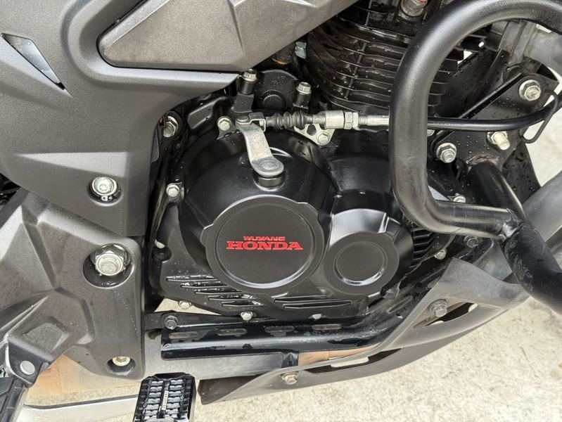 二手五羊本田猛鸷 CB190X