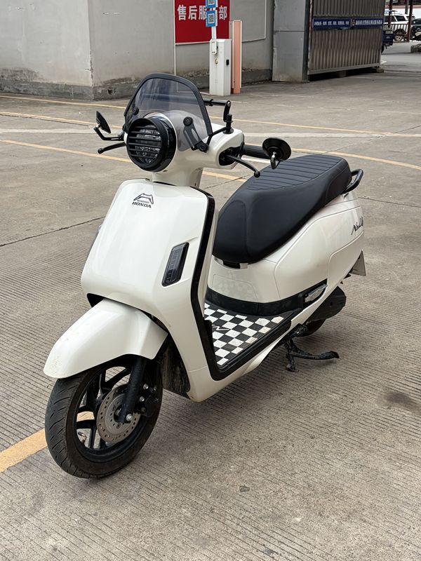 二手新大洲本田NS125LA