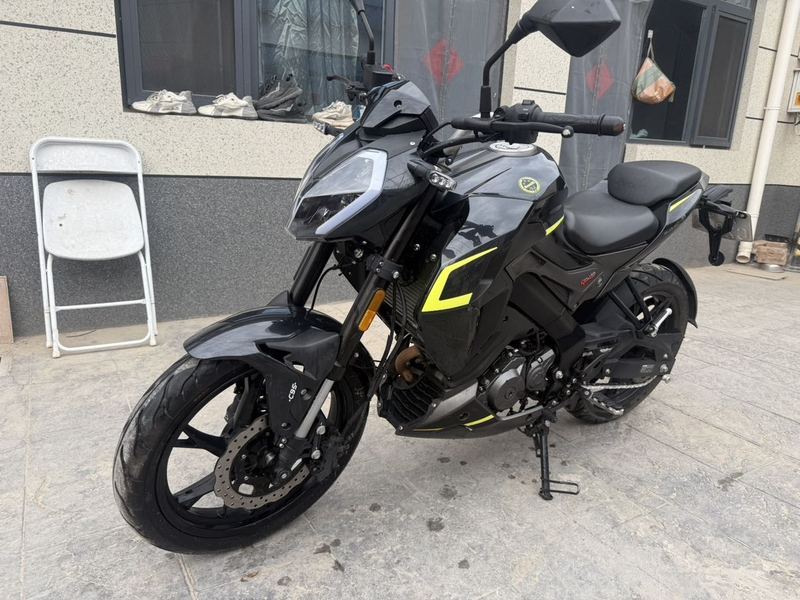 二手贝纳利小迅龙 BN150S