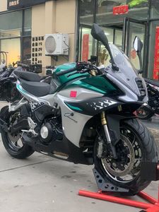 二手贝纳利龙卷风 Tornado 552R