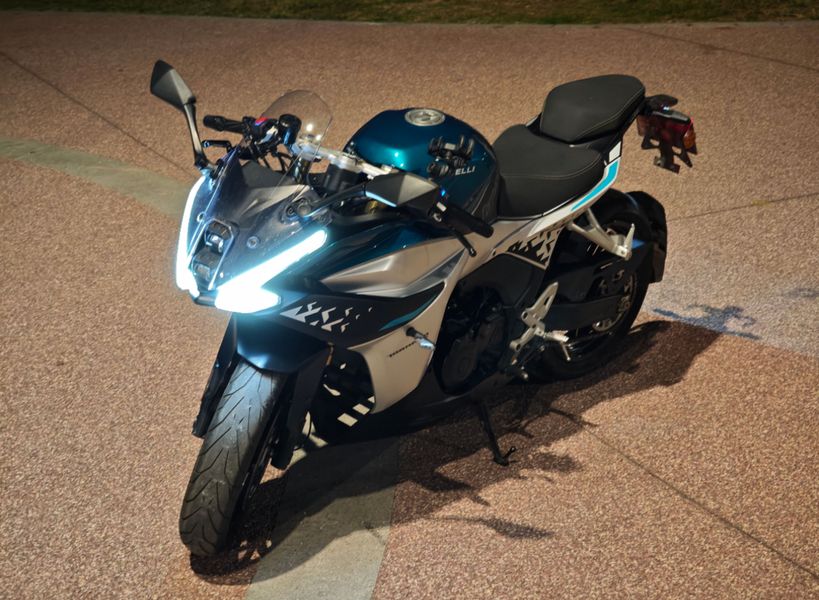 二手贝纳利龙卷风 Tornado 552R