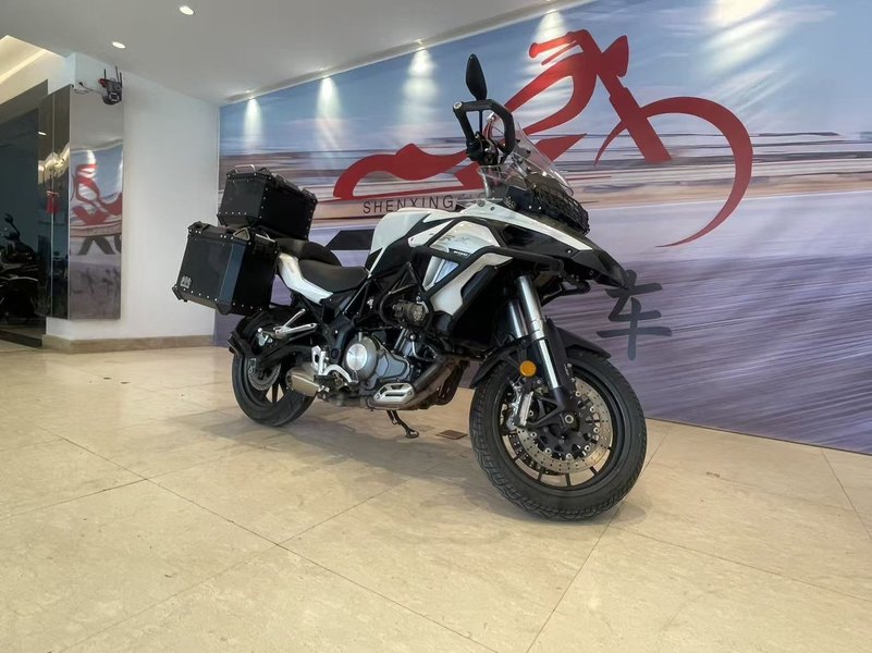 二手贝纳利金鹏 TRK502