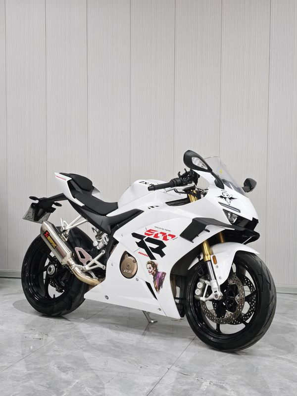 二手张雪机车500RR