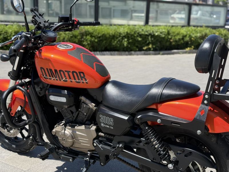 二手QJMOTOR闪300