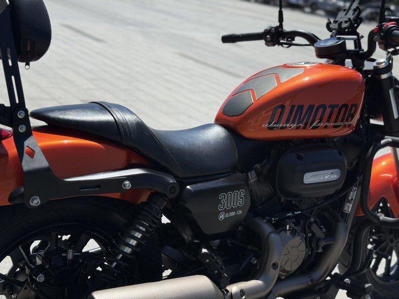 二手QJMOTOR闪300
