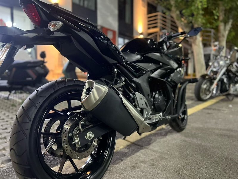 二手豪爵铃木GSX250R