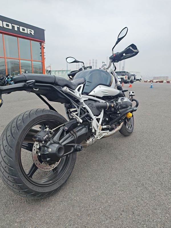 二手宝马R NineT