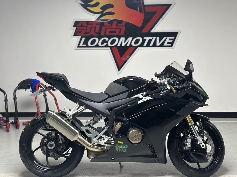 二手张雪机车500RR