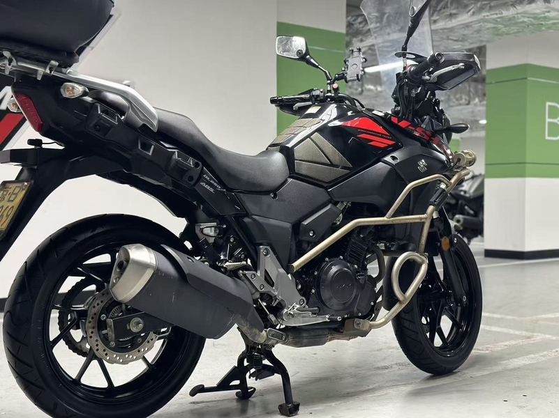 二手豪爵铃木DL250