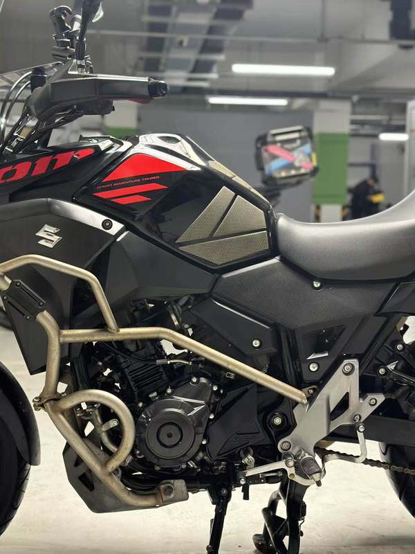 二手豪爵铃木DL250