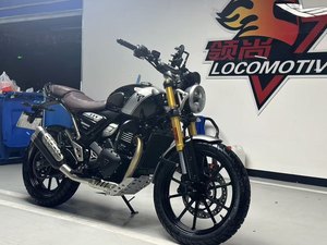 二手凯旋Scrambler 400 X
