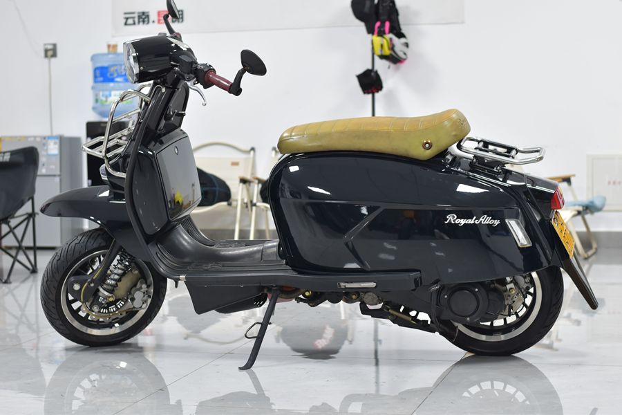 二手ROYAL ALLOYGP200S