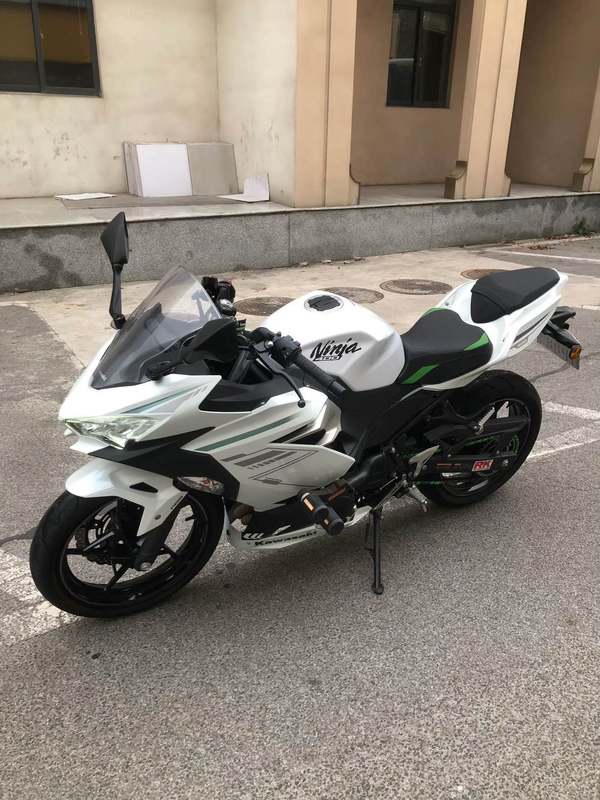 二手川崎Ninja 400