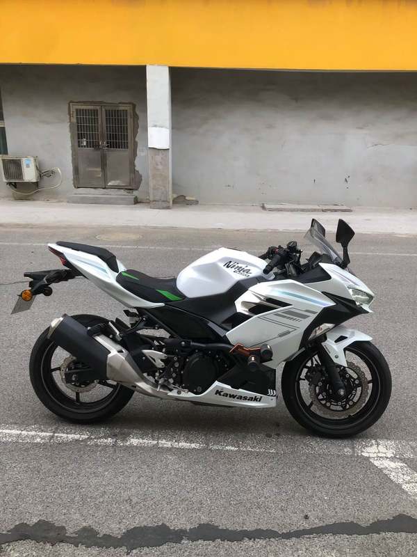 二手川崎Ninja 400