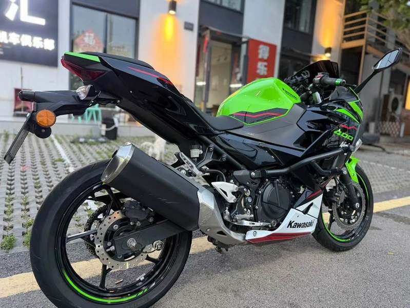 二手川崎Ninja 400