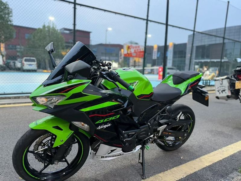 二手川崎Ninja 400
