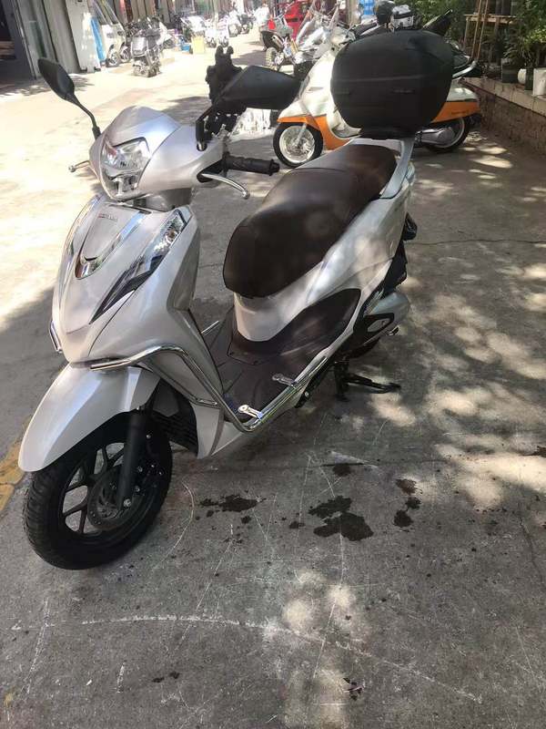 二手五羊本田Lead125
