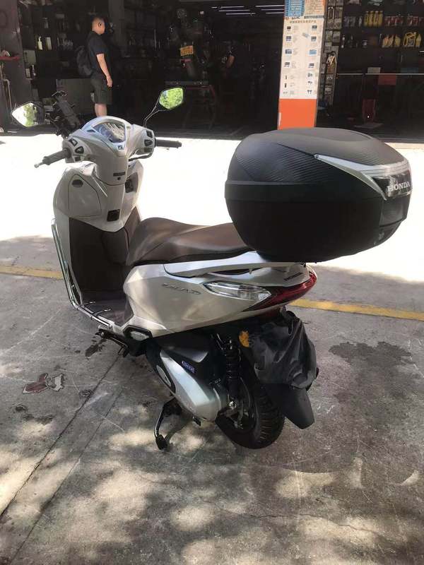 二手五羊本田Lead125