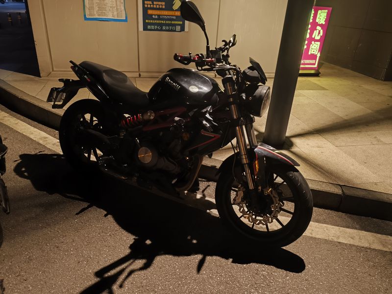 二手贝纳利蓝宝龙 BN302S