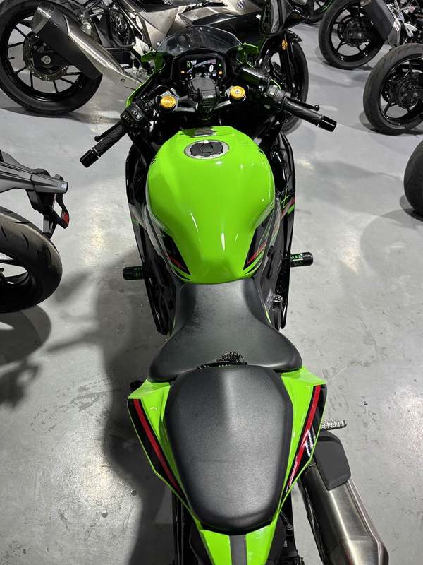 二手川崎ZX-4R