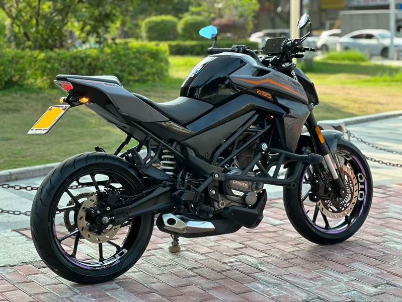 二手春风250NK
