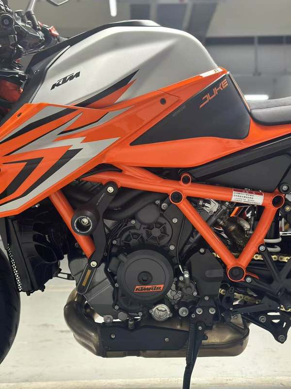 二手KTMR2R1290 Super Duke