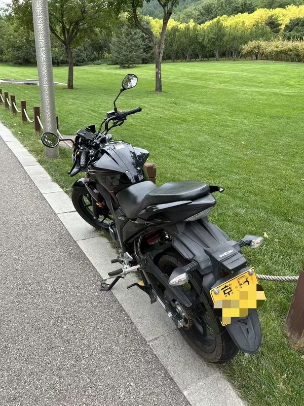二手济南铃木极客飒 Gixxer 155 NK