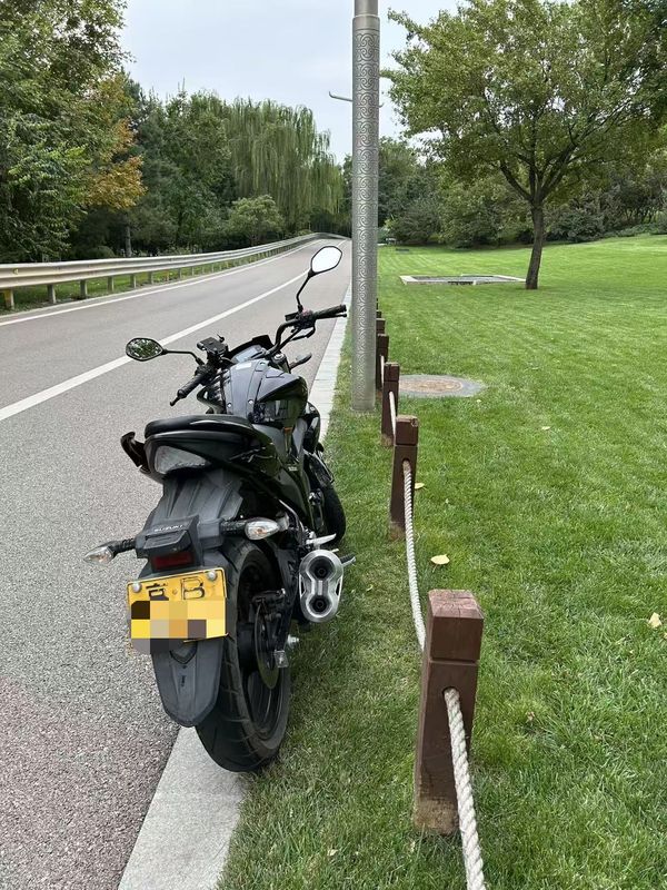 二手济南铃木极客飒 Gixxer 155 NK