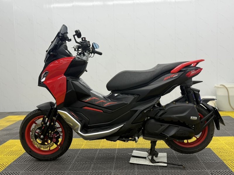 二手阿普利亚SR GT 200