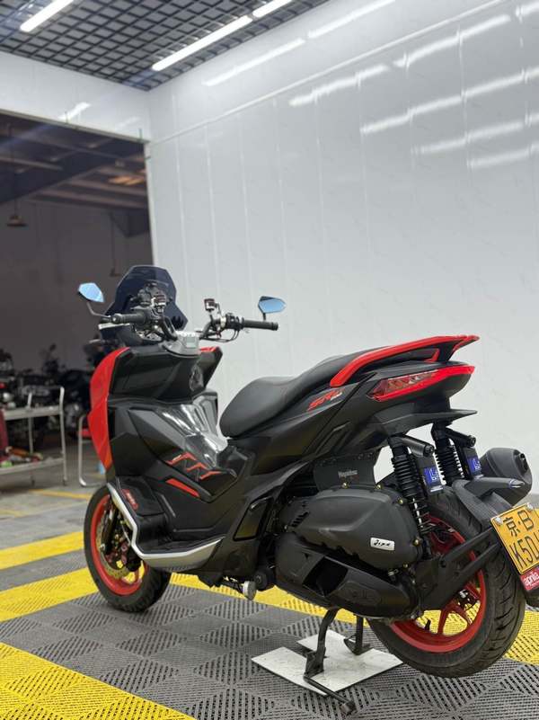 二手阿普利亚SR GT 200