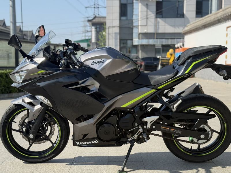 二手川崎Ninja 400
