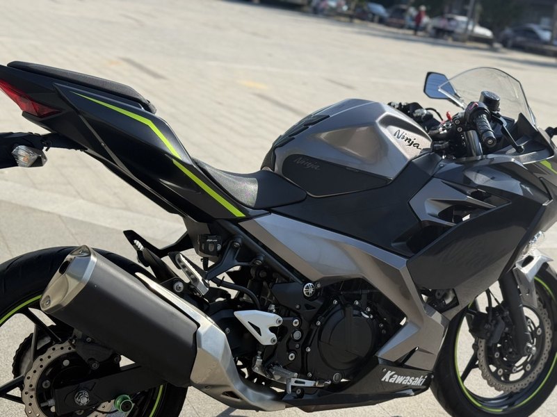 二手川崎Ninja 400