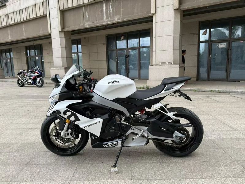 二手阿普利亚RS 660 