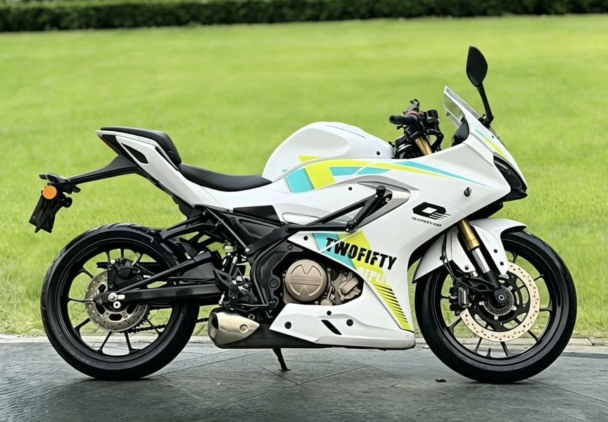 二手QJMOTOR赛250