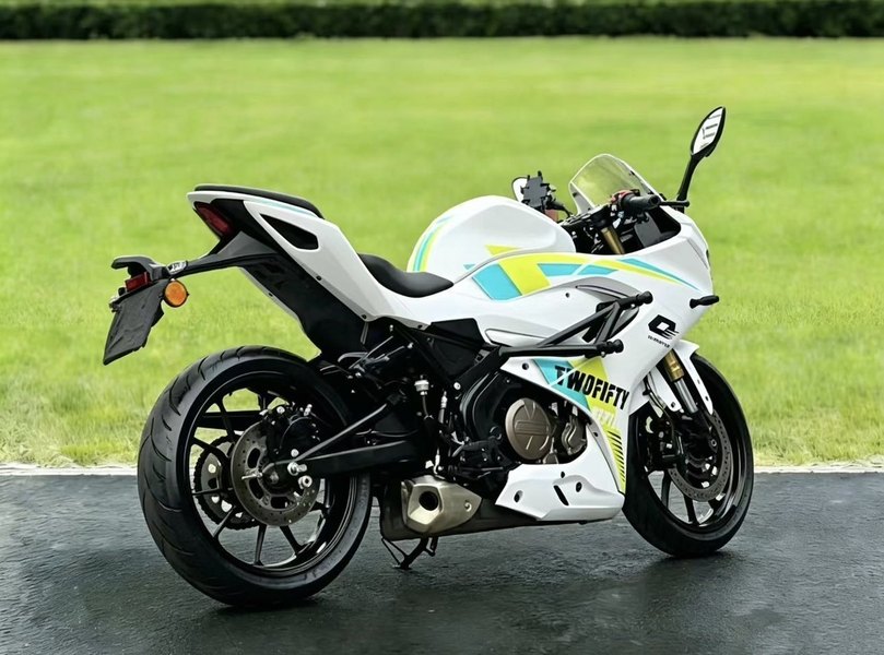 二手QJMOTOR赛250