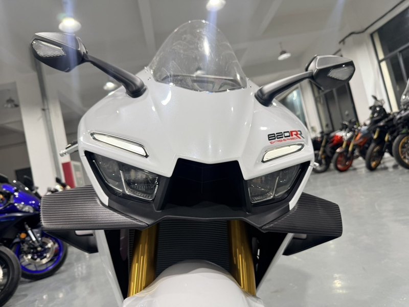 二手张雪机车820RR