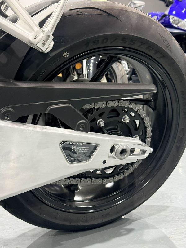 二手张雪机车820RR
