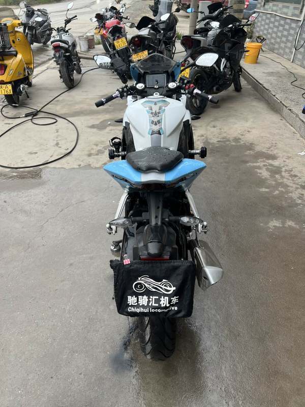二手贝纳利龙卷风 Tornado 302R