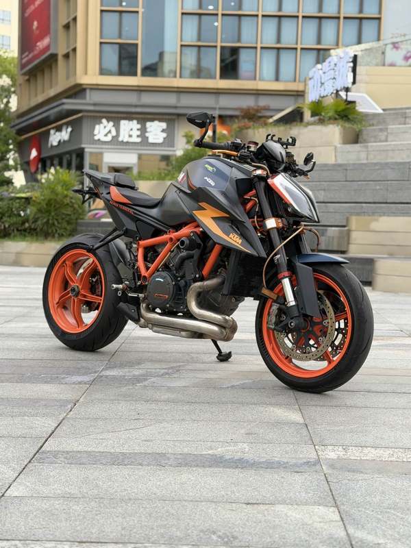 二手KTMR2R1290 Super Duke