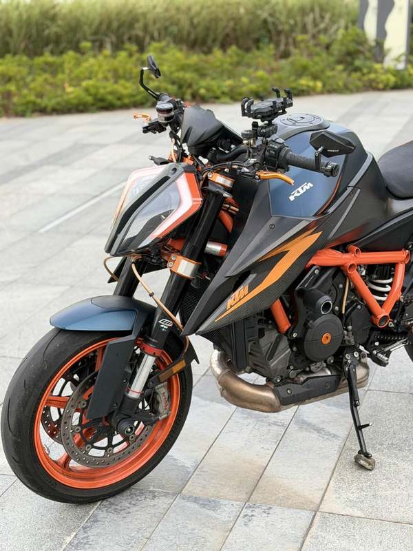 二手KTMR2R1290 Super Duke