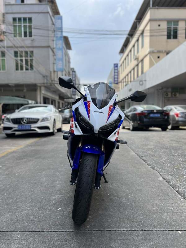 二手本田CBR650R