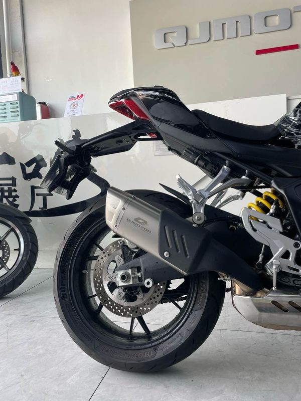 二手QJMOTOR赛800