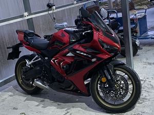 二手本田CBR650R