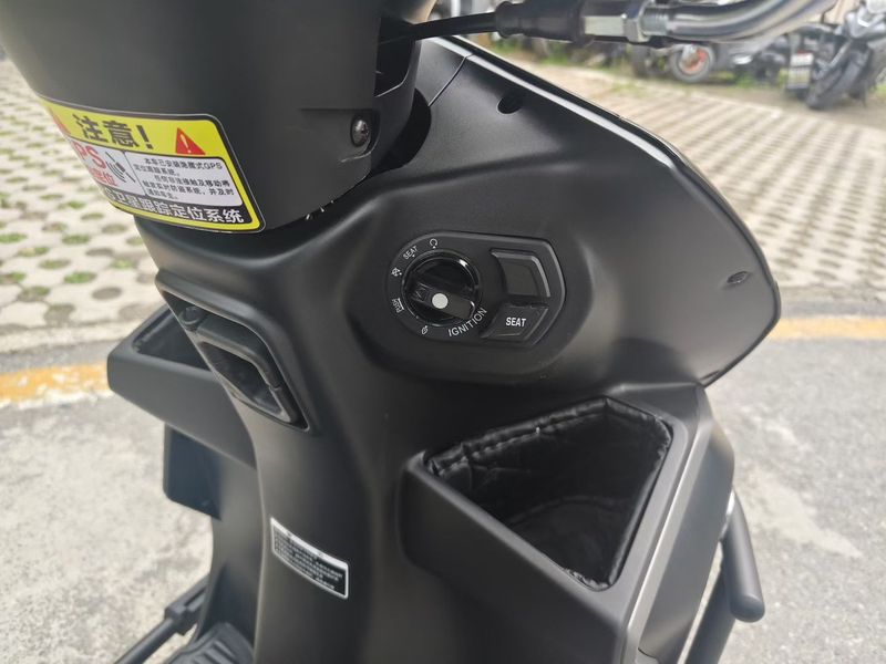 二手QJMOTOR鸿125