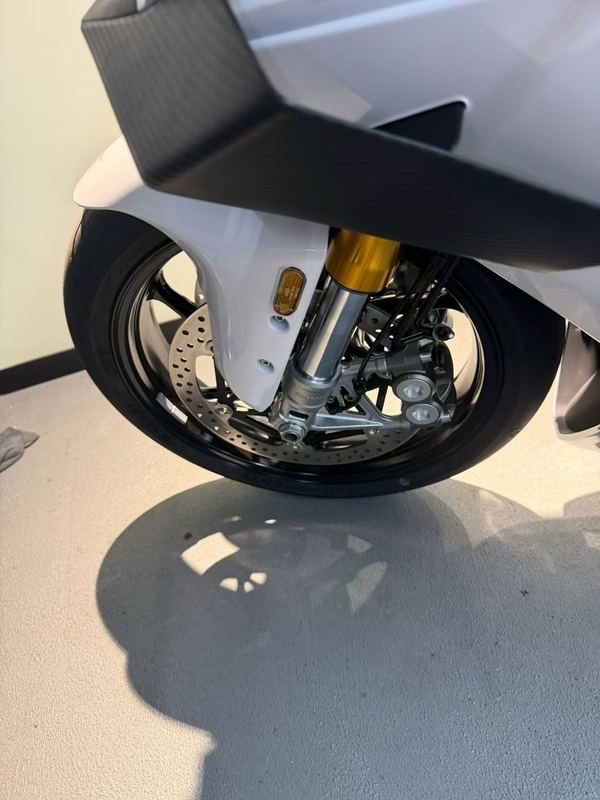 二手张雪机车820RR