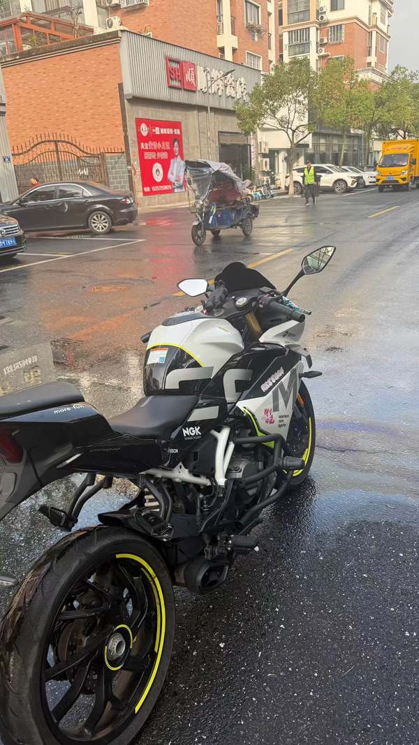 二手春风250SR